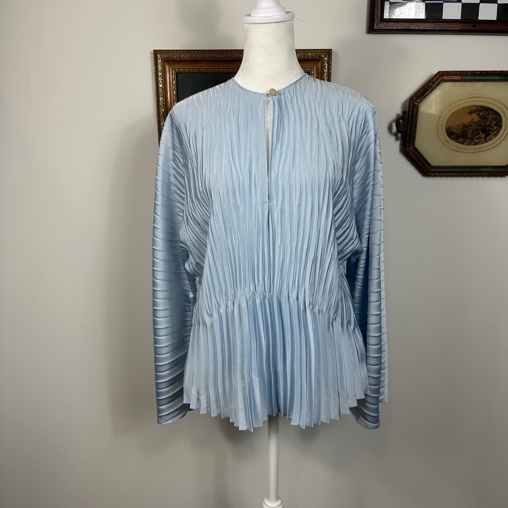 Vince Light Blue Pleated Satin Long Sleeve Blouse - SIZE S Elegant‎ Ethereal
